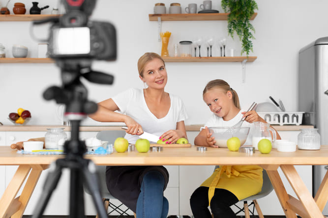 Le 5 mamme influencer e blogger più famose d'Italia